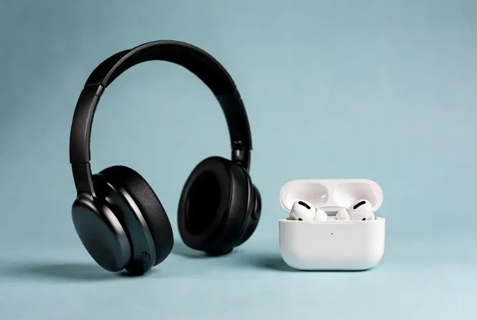 AmarXpress - Ear Buds & Headphone