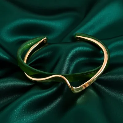 Women's Luxury Twisted Cuff Bracelet – 14K Gold Cuff Bracelet BD - AmarXpress